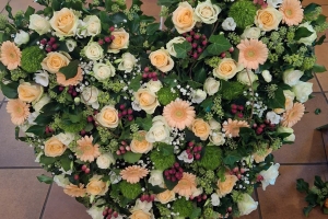 trauerfloristik-_herzen_05